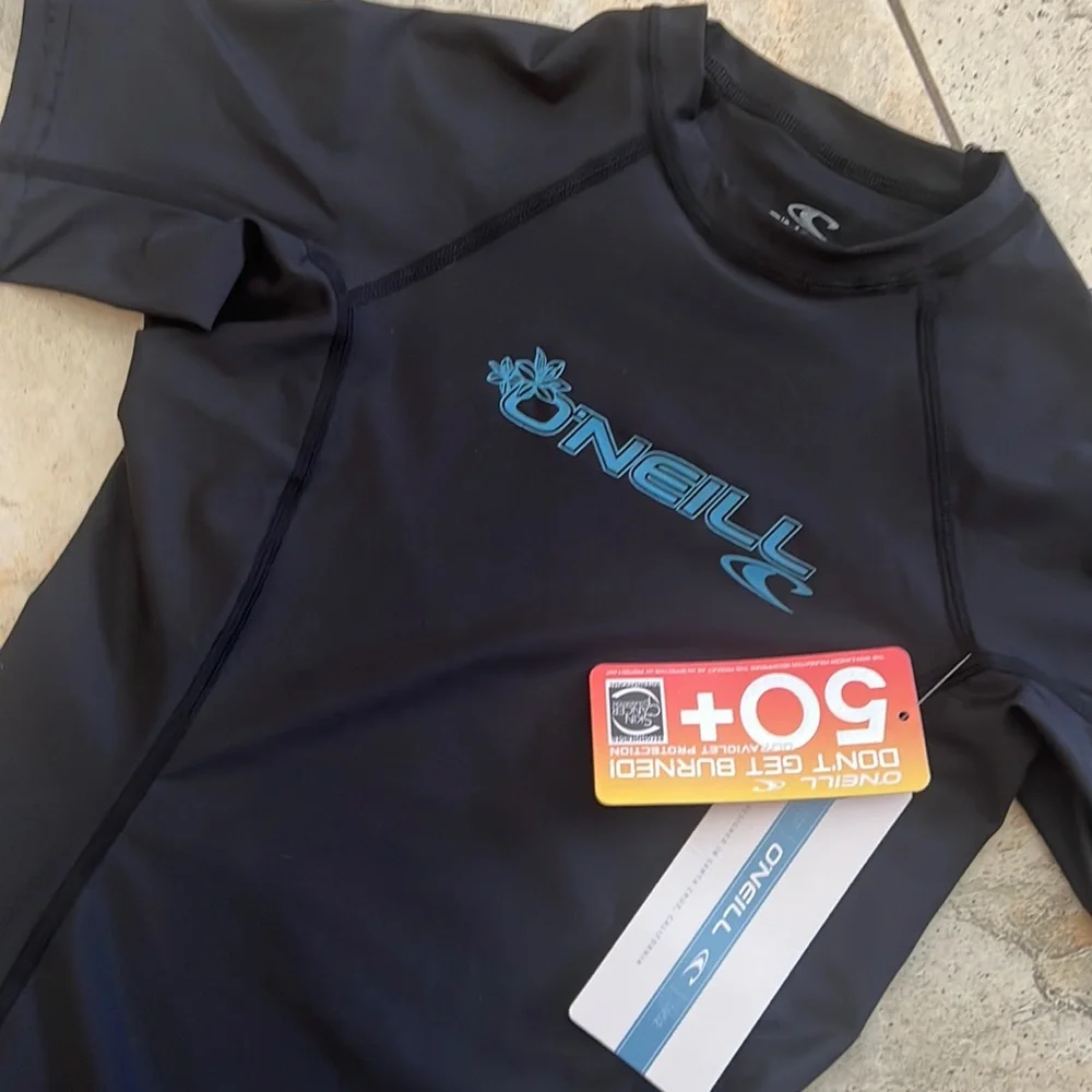 O’Neill Basic Skins UPF 50+ Rash Guard 💙🤍🌊🏄‍♂️ - Picture 4 of 5
